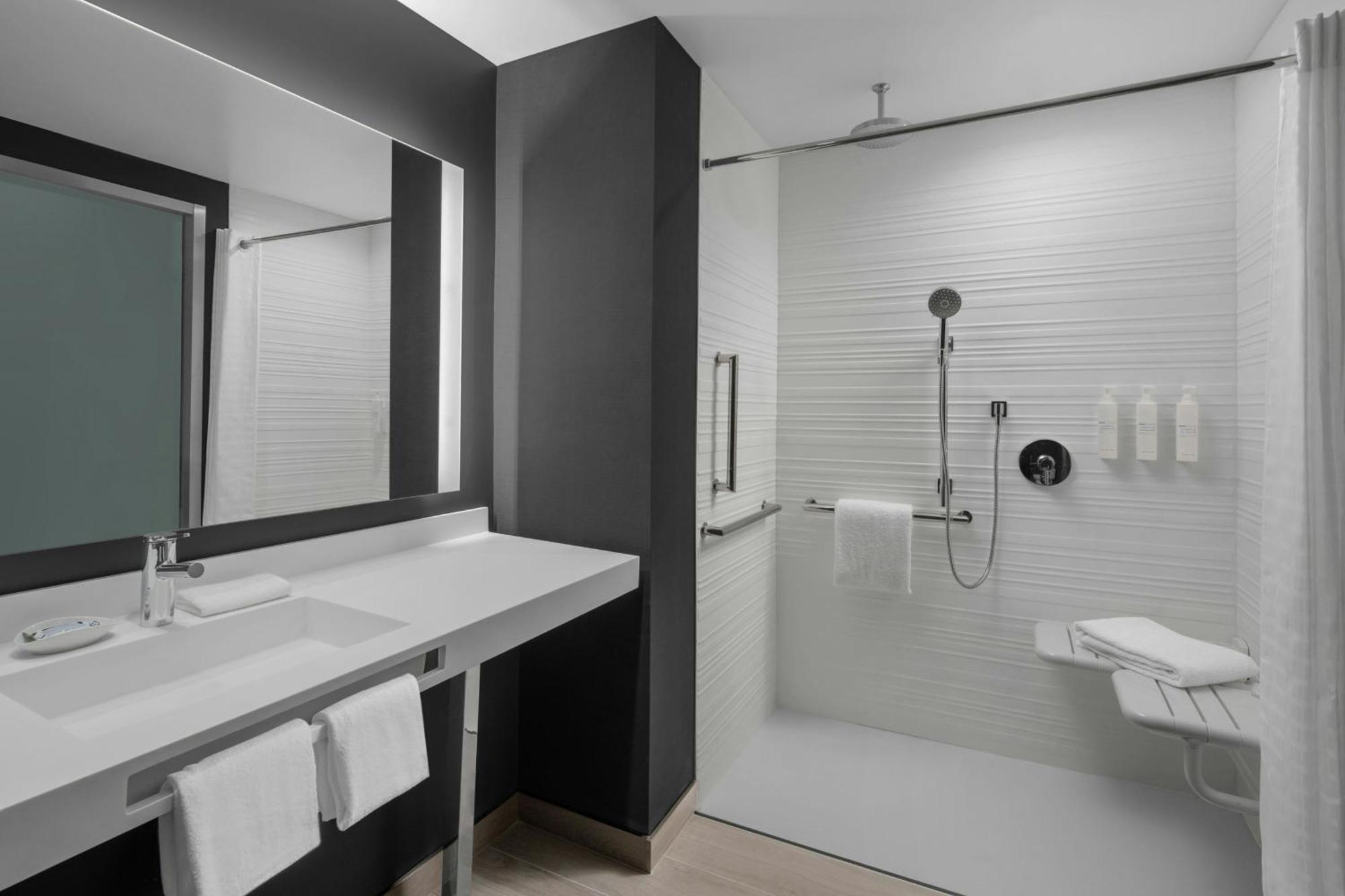 Ac Hotel By Marriott St. Louis Clayton Buitenkant foto